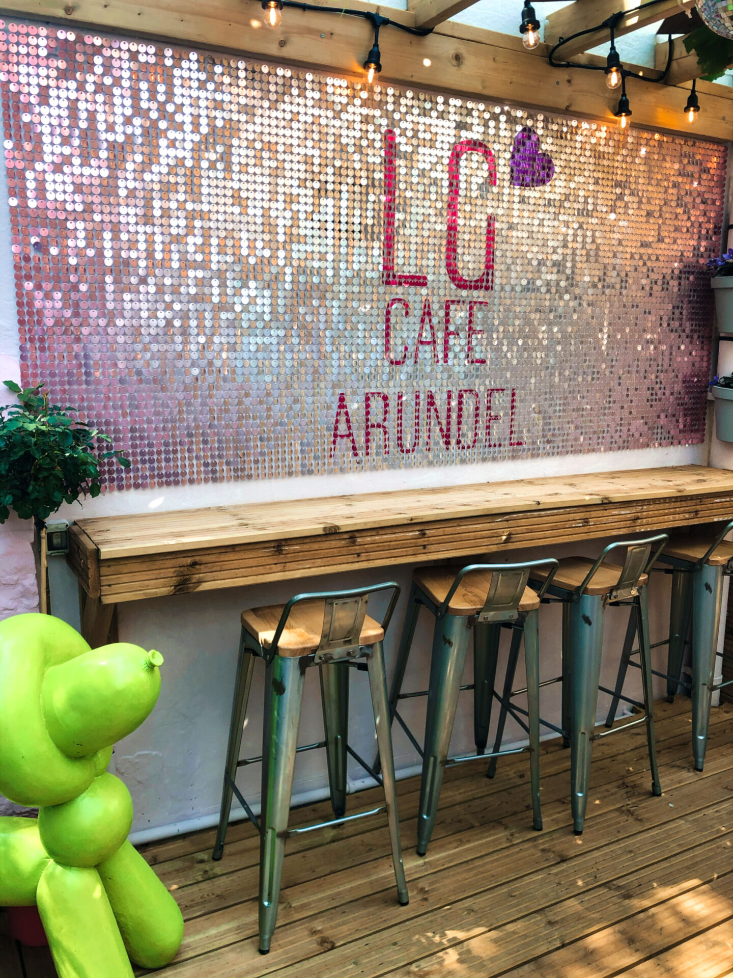 LG Cafe Arundel